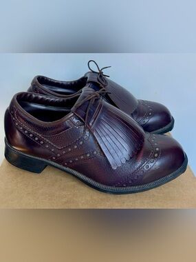 Leather brogue golf shoes Size 8US